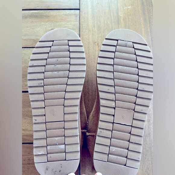 Women's Tan Ankle Boots - Picture 8 of 10